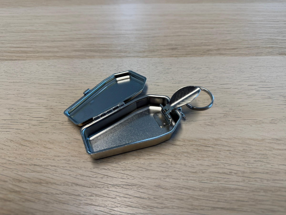 PORTACHIAVE BARA ALLUMINIO CON PORTACENERE MIS. 6,7 x 3,6 x 1,5 cm (L x P x A)