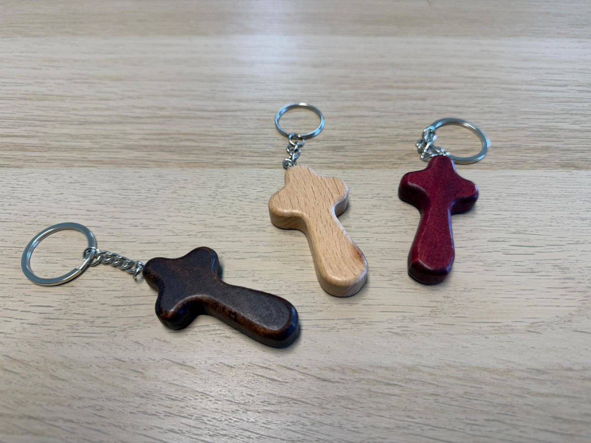 PORTACHIAVE CROCE LEGNO